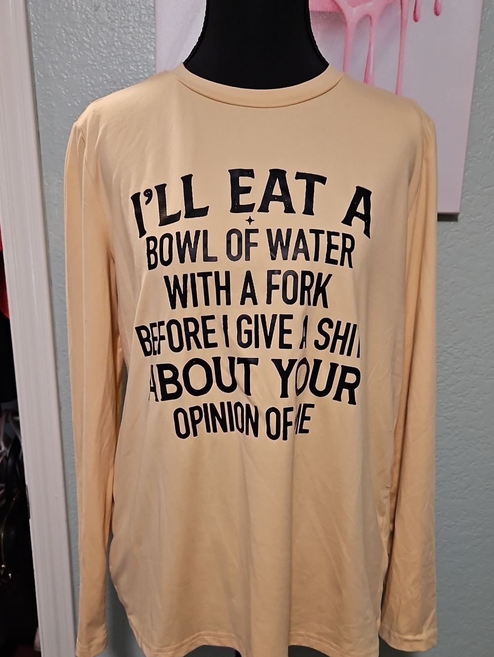 Long-Sleeve Graphic Tee in Light Beige - Casual Crewneck Oversized Small